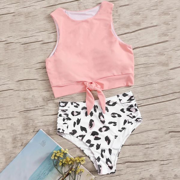summer swimwear women's bikini set two piece knot front crop swimsuit with floral bottom ladies split swimsuit, White;black
summer swimwear women's bikini set two piece knot front crop swimsuit with floral bottom ladies split swimsuit, White;black