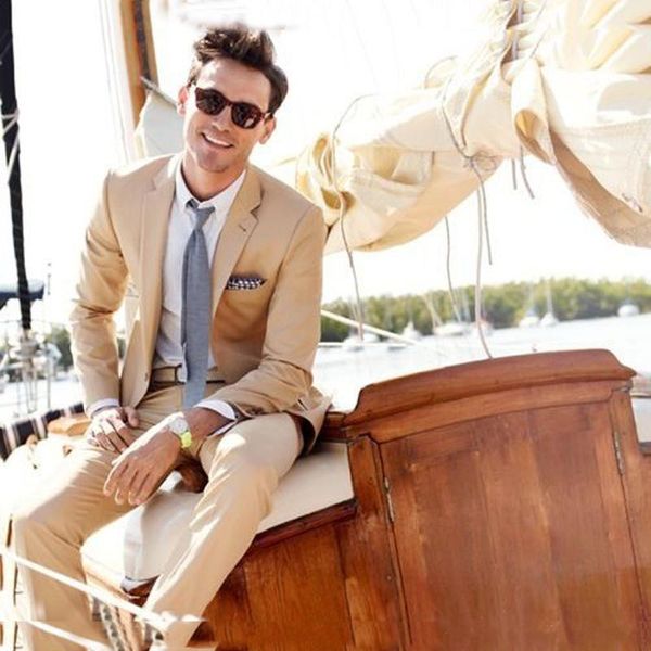 новый slim fit бежевый свадебные мужские костюмы терно жених носить смокинг 2 шт. (куртка+брюки) жених костюмы блейзер costumen homme 54, Black;gray
новый slim fit бежевый свадебные мужские костюмы терно жених носить смокинг 2 шт. (куртка+брюки) жених костюмы блейзер costumen homme 54, Black;gray
