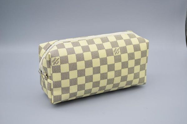 large capacity cosmetic bags women makeup toiletry bag diamond grain outdoor travel bag 16 styles, Pink;blue
large capacity cosmetic bags women makeup toiletry bag diamond grain outdoor travel bag 16 styles, Pink;blue