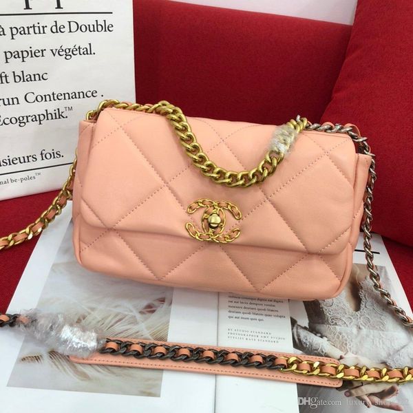 classic lady cross-body bag high-end custom quality cross-body bag single shoulder bag fashion style gold metal accessories with non-detaae
classic lady cross-body bag high-end custom quality cross-body bag single shoulder bag fashion style gold metal accessories with non-detaae