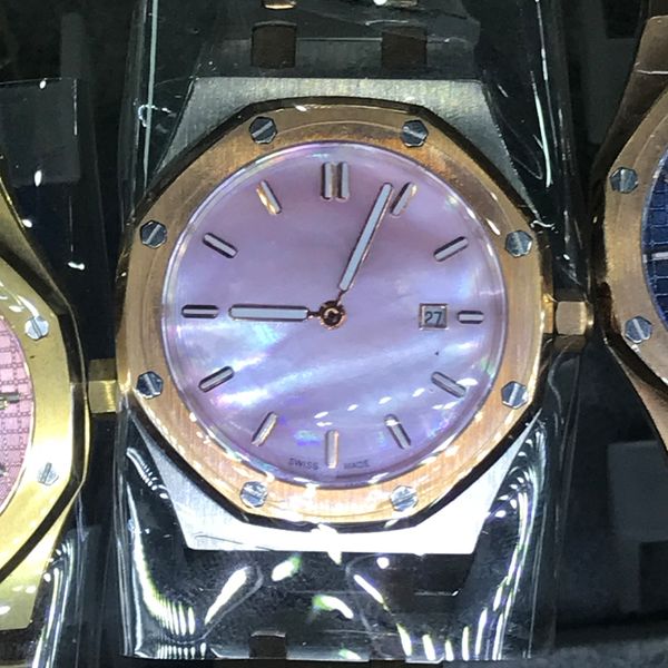 New Arrival 15 colors ladies rose gold and silver quartz watch 33mm size Luminous top quality stainless steel royal oaks women watches 
New Arrival 15 colors ladies rose gold and silver quartz watch 33mm size Luminous top quality stainless steel royal oaks women watches