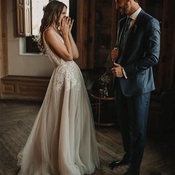 Romantic Wedding Dresses V Neck Backless Sweep Train Appliques Draped Garden Country Beach Bridal Gowns vestido de novia Plus Size 2019
Romantic Wedding Dresses V Neck Backless Sweep Train Appliques Draped Garden Country Beach Bridal Gowns vestido de novia Plus Size 2019
