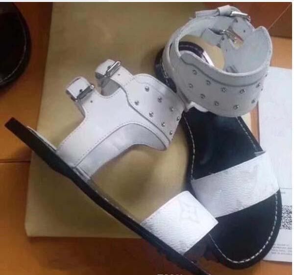fashion 2019 ladies shoes popular summer luxury ladies gladiator style flats shoes black golden studs women nomad sandal
fashion 2019 ladies shoes popular summer luxury ladies gladiator style flats shoes black golden studs women nomad sandal