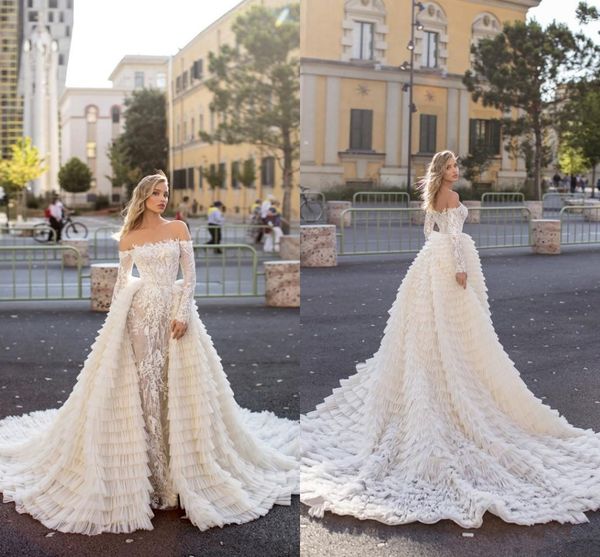 mermaid wedding dresses with long train off shoulder appliques lace bridal gowns sweep train robes de mariée, White
mermaid wedding dresses with long train off shoulder appliques lace bridal gowns sweep train robes de mariée, White