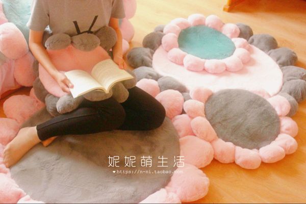 round flower bedroom carpet computer hanging chair mat baby room play mats non-slip kids room crawling mats yoga cushion
round flower bedroom carpet computer hanging chair mat baby room play mats non-slip kids room crawling mats yoga cushion