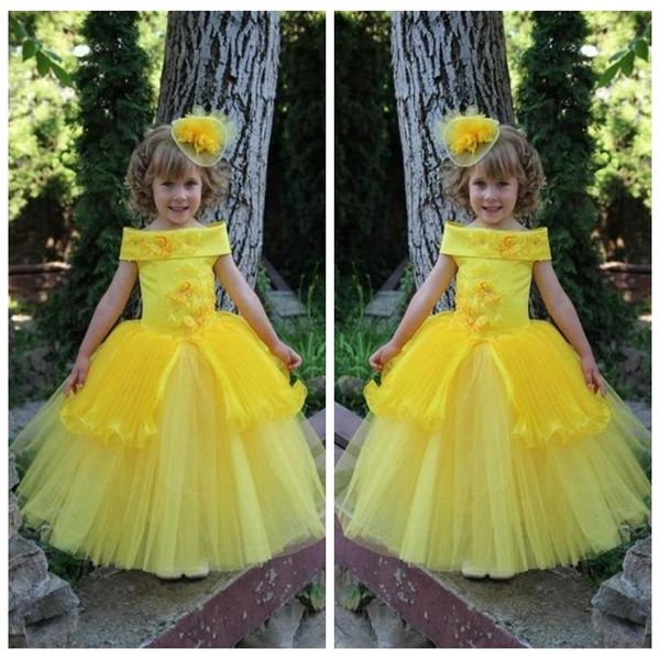 bateau short sleeves lace appliques ball gown flower girls dresses tulle floor length custom kids party gowns yellow 2019 birthday dress, White;blue
bateau short sleeves lace appliques ball gown flower girls dresses tulle floor length custom kids party gowns yellow 2019 birthday dress, White;blue