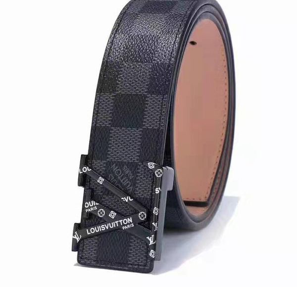 2020 checked leather belt smooth buckle belt is a must for successful men, Black;brown
2020 checked leather belt smooth buckle belt is a must for successful men, Black;brown