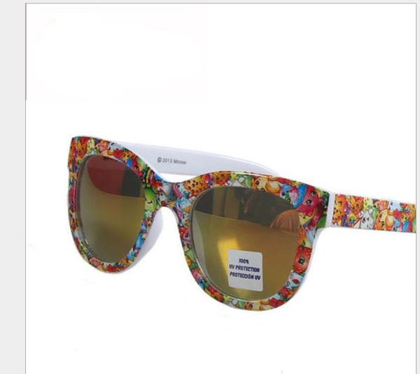 cartoon fashion street p personality trendy boys and girls color sunglasses, White;black
cartoon fashion street p personality trendy boys and girls color sunglasses, White;black