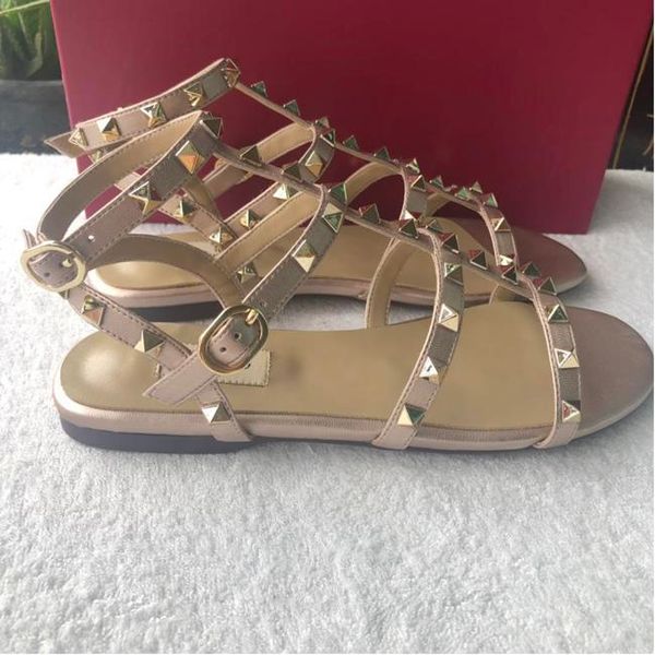 new luxury design popular women's flat rivet espadrilles shoes casual rivet sandals leather flat slippers flip flop big size 41 42 with, Black
new luxury design popular women's flat rivet espadrilles shoes casual rivet sandals leather flat slippers flip flop big size 41 42 with, Black