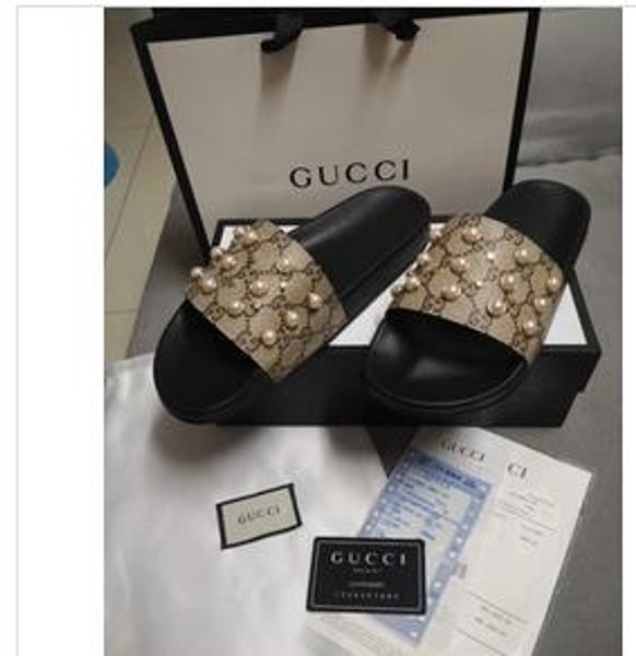 summer men's slippers 2019 fashion luxury flat sandals and slippers outdoor beach sandals for men and women size 35-46, Black
summer men's slippers 2019 fashion luxury flat sandals and slippers outdoor beach sandals for men and women size 35-46, Black