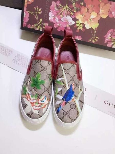 Canvas Shoe Leisure Time Flat Bottom Feather Slacker One Pedal Student All Kinds Of Ventilation Fisherman Generation Hair Leather Fashion
Canvas Shoe Leisure Time Flat Bottom Feather Slacker One Pedal Student All Kinds Of Ventilation Fisherman Generation Hair Leather Fashion
