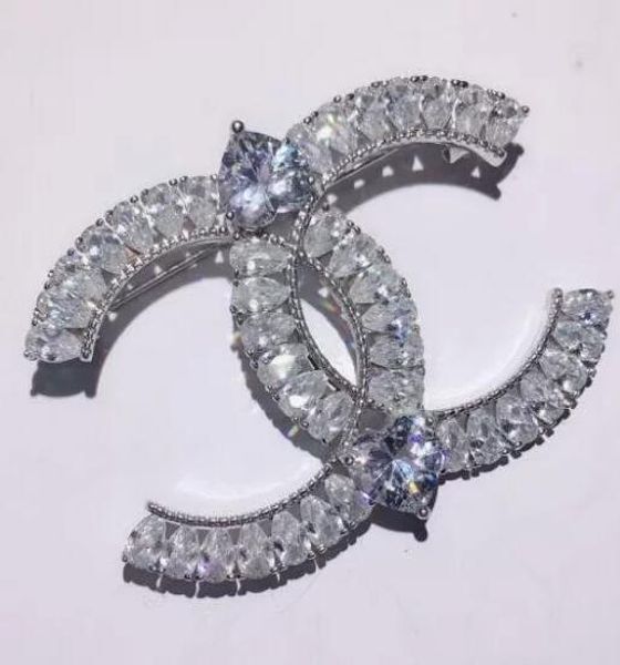 2019 Классический Стиль Леди Золотая Щепка Брошь Мода Pin для Партии Моды Отворотом P