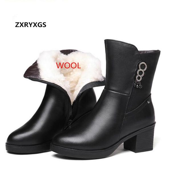 100% natural full cowhide leather boots women boots plus size winter warm artificial plush / wool snow fashion shoes, Black
100% natural full cowhide leather boots women boots plus size winter warm artificial plush / wool snow fashion shoes, Black