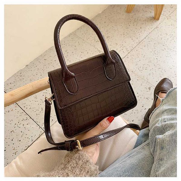 stone pattern pu leather small crossbody bags for women fashion purses and handbags mini woman famous brands shoulder bag 2020
stone pattern pu leather small crossbody bags for women fashion purses and handbags mini woman famous brands shoulder bag 2020