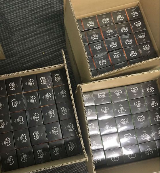 OEM Puff Бар Starter Kit Одноразовый Vape Pen 1,3 мл Устройство 280mAh Батарея разряжена Pod испарителя авторучка Ecig Упаковка
OEM Puff Бар Starter Kit Одноразовый Vape Pen 1,3 мл Устройство 280mAh Батарея разряжена Pod испарителя авторучка Ecig Упаковка