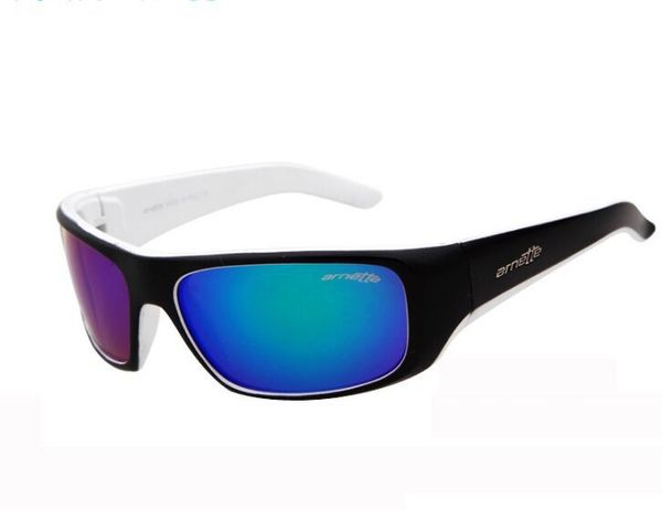 2020 new trend sports sunglasses a series colorful siamese reflective riding sunglasses 1418 sunglasses, White;black
2020 new trend sports sunglasses a series colorful siamese reflective riding sunglasses 1418 sunglasses, White;black