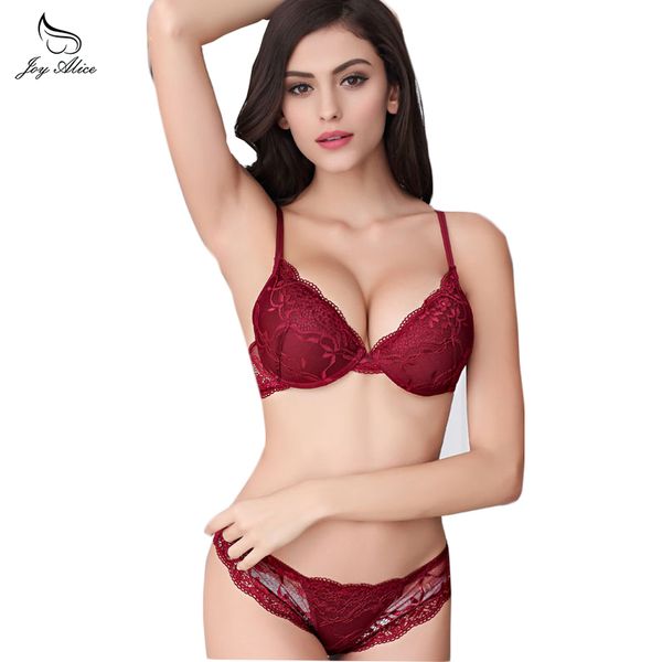 bras sets luxuery france embroidered lace bra for women push up and panty set underwear lingerie, Red;black
bras sets luxuery france embroidered lace bra for women push up and panty set underwear lingerie, Red;black
