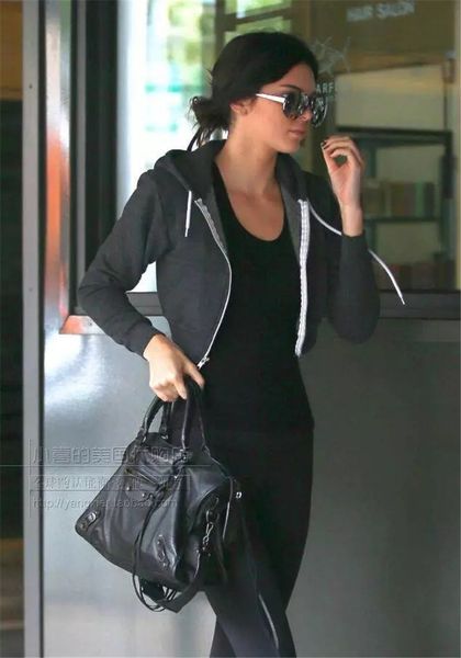 summer casual sweatshirt with kangaroo pocket long sleeve cropped gym hoodie zipper jackets nxcaps, Black
summer casual sweatshirt with kangaroo pocket long sleeve cropped gym hoodie zipper jackets nxcaps, Black