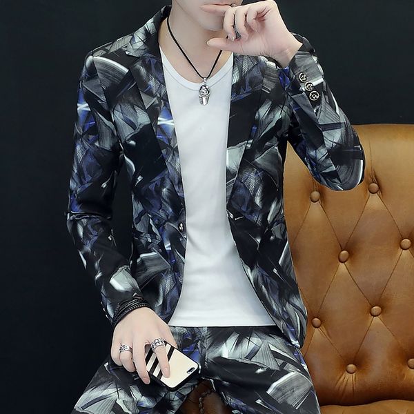 2020 autumn new style men emotional suit youth casual cool trend handsome flower suit, White;black
2020 autumn new style men emotional suit youth casual cool trend handsome flower suit, White;black
