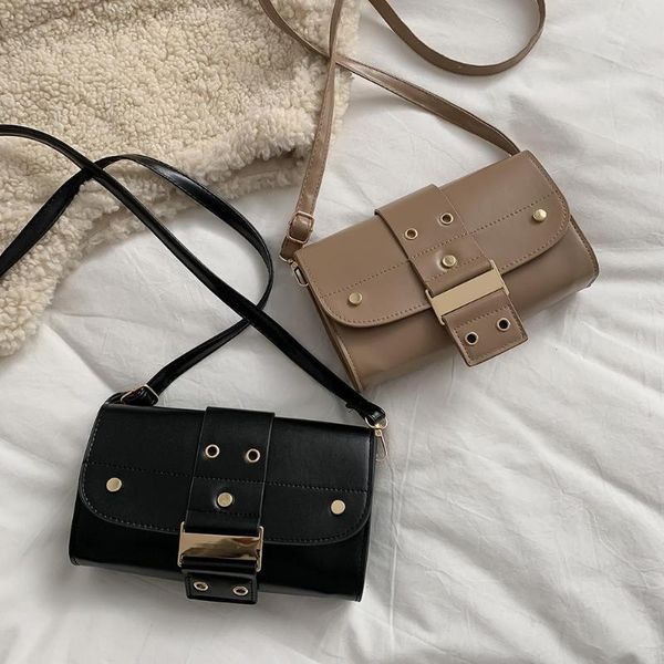 fashion leather messenger bag women retro belt buckle small shoulder crossbody shopping daily handbags satchel bags
fashion leather messenger bag women retro belt buckle small shoulder crossbody shopping daily handbags satchel bags