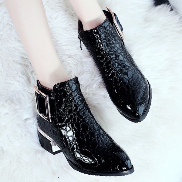 women boots autumn winter new fashion patent-leather zip pointed toe ankle boot black blue red high-heeled martin shoes
women boots autumn winter new fashion patent-leather zip pointed toe ankle boot black blue red high-heeled martin shoes