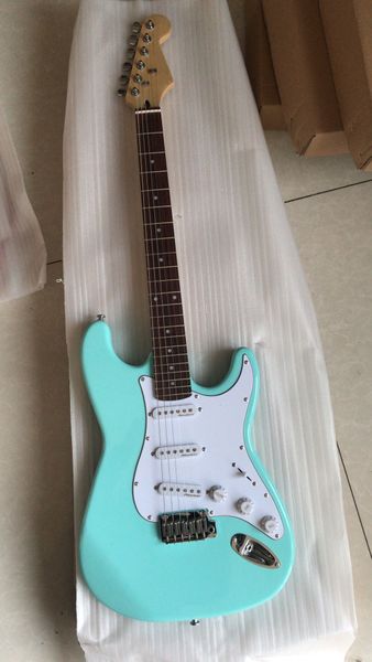 wholesale factory green electric guitar with green rosewood fretboard,white pickguard 180225
wholesale factory green electric guitar with green rosewood fretboard,white pickguard 180225