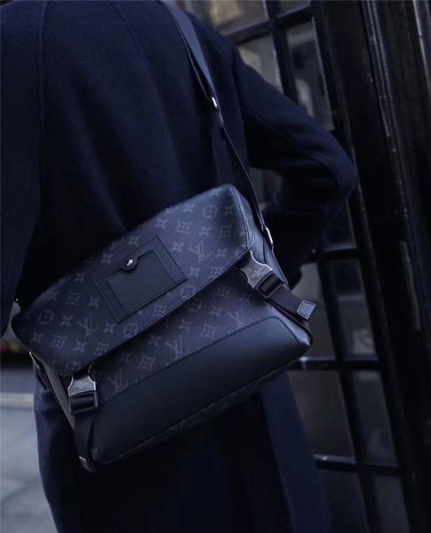 роскошные мужские женщины crossbody сумка хорошее качество мода мужская женская сумка бесплатная доставка сумки b1011207t
роскошные мужские женщины crossbody сумка хорошее качество мода мужская женская сумка бесплатная доставка сумки b1011207t