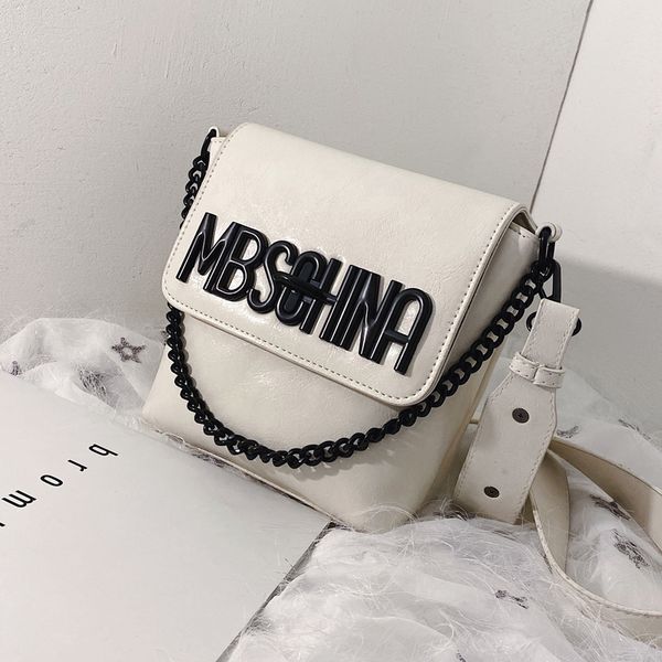 new original design fashion elegant bucket bag shoulder bag & simple chain crossbody width 21cm height 19cm thickness 8cm
new original design fashion elegant bucket bag shoulder bag & simple chain crossbody width 21cm height 19cm thickness 8cm