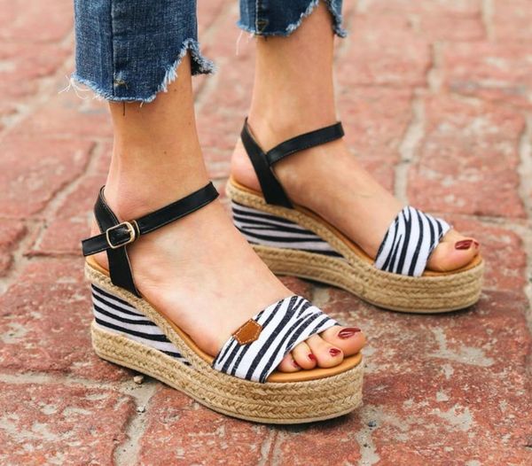women shoes high flat platform sandals straw thick bottom ladies sandals peep toe beach belt buckle summer shoes, Black
women shoes high flat platform sandals straw thick bottom ladies sandals peep toe beach belt buckle summer shoes, Black