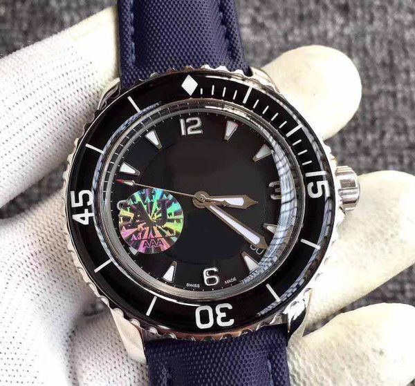 mens luxury superlative 5015-1130-52 mens sport movement business fifty fathoms wristwatches, Slivery;brown
mens luxury superlative 5015-1130-52 mens sport movement business fifty fathoms wristwatches, Slivery;brown