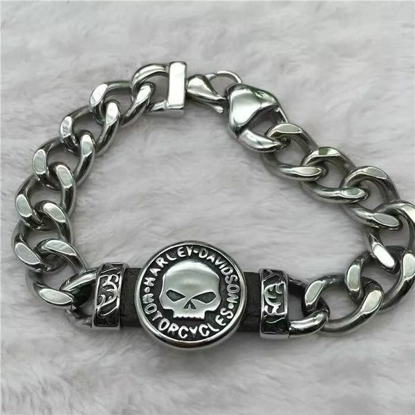 motorcyle biker cool 22cm harley skull stainless steel biker bracelet for men.s jewelry, Golden;silver
motorcyle biker cool 22cm harley skull stainless steel biker bracelet for men.s jewelry, Golden;silver