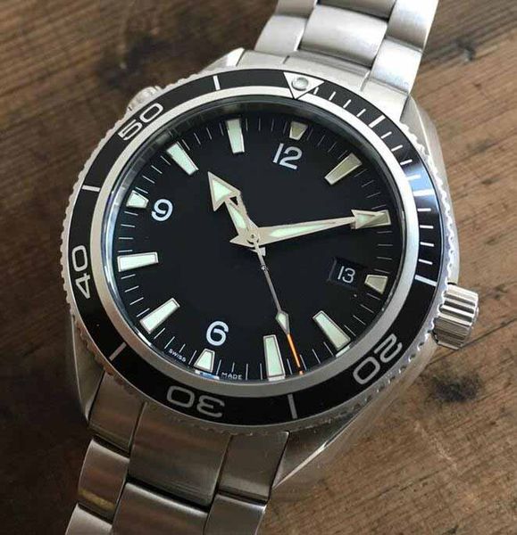 Mens Luxury Business Top Quality 42mm Co Axial 316L stainless steel 600m Black dial mechanical Movement Automatic Boarded Watches
Mens Luxury Business Top Quality 42mm Co Axial 316L stainless steel 600m Black dial mechanical Movement Automatic Boarded Watches