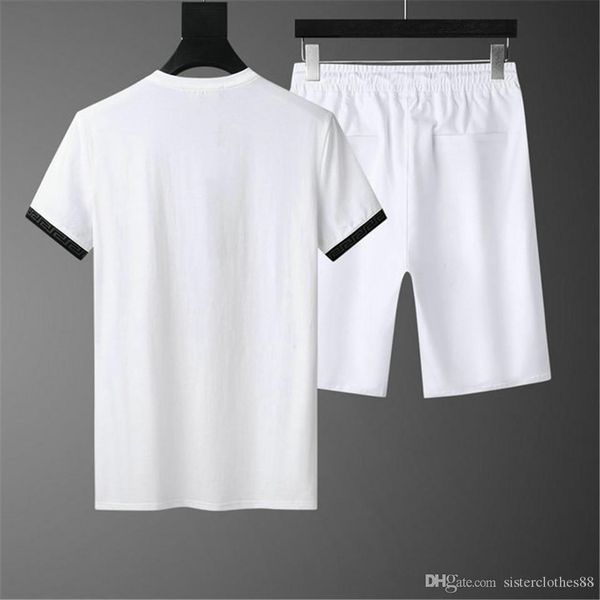 new 2020 arrivals summer mens tracksuit mens tracksuit short sleeve t-shirt and shorts sports set men's round medusa luxury tracksuit, Gray
new 2020 arrivals summer mens tracksuit mens tracksuit short sleeve t-shirt and shorts sports set men's round medusa luxury tracksuit, Gray