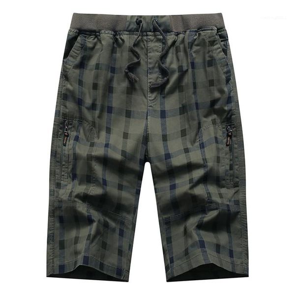 men summer beach style swimming shorts male sport pants designer mens casual men shorts grid board shorts, White;black
men summer beach style swimming shorts male sport pants designer mens casual men shorts grid board shorts, White;black