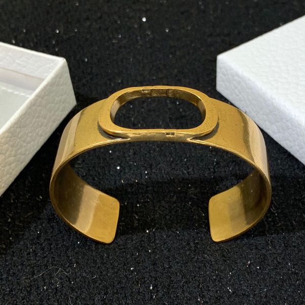 have stamps fashion love gold letter charm bracelets bangle pulsera for women party wedding lovers gift jewelry with box, Black
have stamps fashion love gold letter charm bracelets bangle pulsera for women party wedding lovers gift jewelry with box, Black