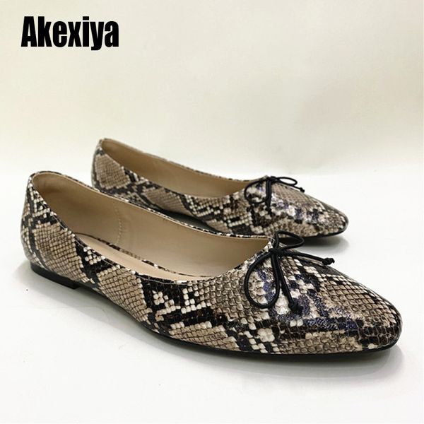 plus size 34-42 new women flats fashion snake skin pattern flat shoes woman casual shoes women boat u071, Black
plus size 34-42 new women flats fashion snake skin pattern flat shoes woman casual shoes women boat u071, Black