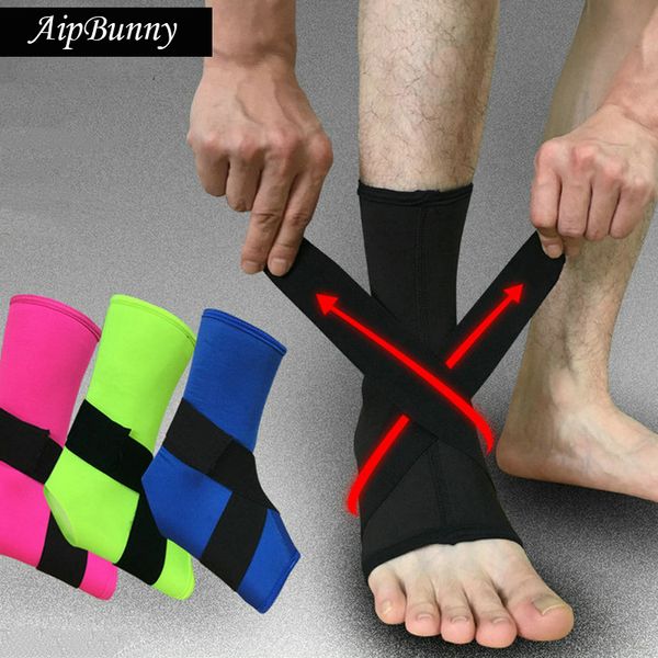 2 pcs no slip breathable quick dry socks ankle support running jogging professional basketball adjustable ankle brace protector, Blue;black
2 pcs no slip breathable quick dry socks ankle support running jogging professional basketball adjustable ankle brace protector, Blue;black