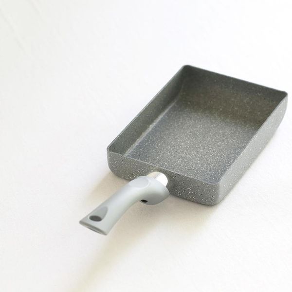 новый дизайн главная кухня алюминиевый сплав тамагояки омлет пан non -stick сковорода fry pan egg блины горшок кухонная посуда 13x18cm
новый дизайн главная кухня алюминиевый сплав тамагояки омлет пан non -stick сковорода fry pan egg блины горшок кухонная посуда 13x18cm