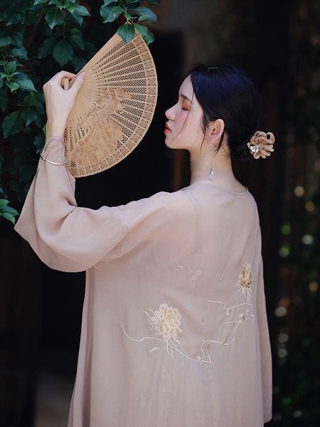 линетт chinoiserie весна осень оригинальный дизайн женщин старинные свободные льняные рубашки, White
линетт chinoiserie весна осень оригинальный дизайн женщин старинные свободные льняные рубашки, White