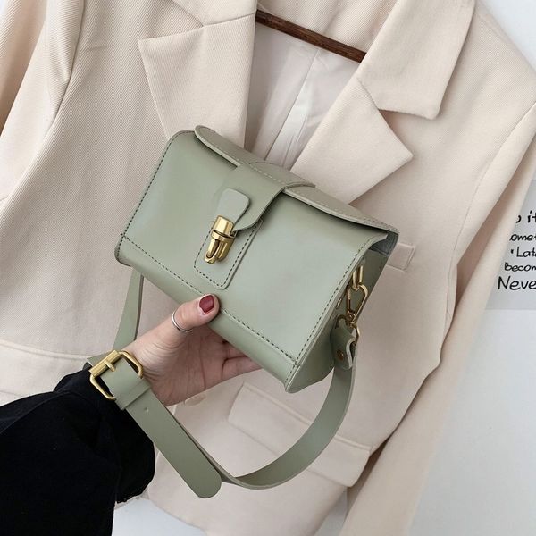 2020 new fashion women's single shoulder diagonal bag casual wild solid color ladies small square bag
2020 new fashion women's single shoulder diagonal bag casual wild solid color ladies small square bag