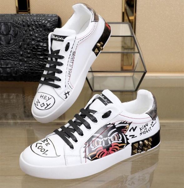 Fashion Mens designers shoes DOLCE & GABBANA Slip-On Portofino Sneakers In Printed Nappa leather DG white ace Shoes vetements
Fashion Mens designers shoes DOLCE & GABBANA Slip-On Portofino Sneakers In Printed Nappa leather DG white ace Shoes vetements