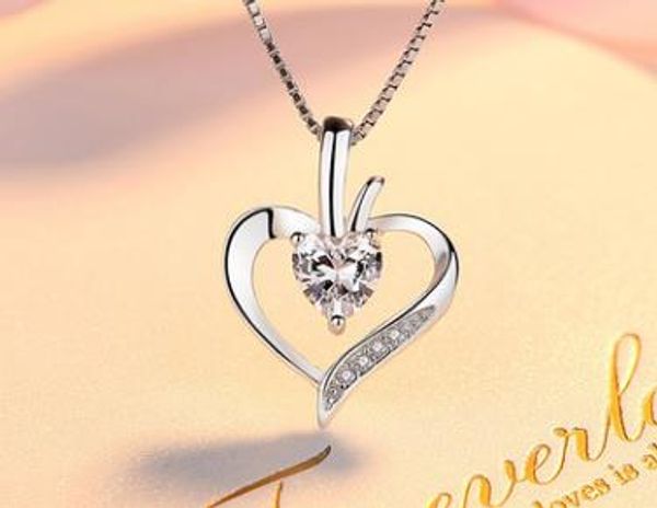 s925 sterling silver necklace female silver micro-set heart pendant simple clavicle chain jewelry
s925 sterling silver necklace female silver micro-set heart pendant simple clavicle chain jewelry
