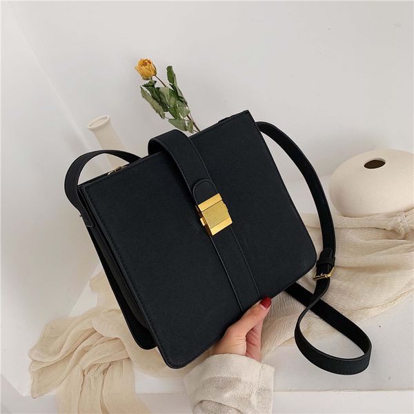 senior sense bag women's 2019 leisure large capacity small square bag versatile fashion retro single shoulder bag women designer handba
senior sense bag women's 2019 leisure large capacity small square bag versatile fashion retro single shoulder bag women designer handba