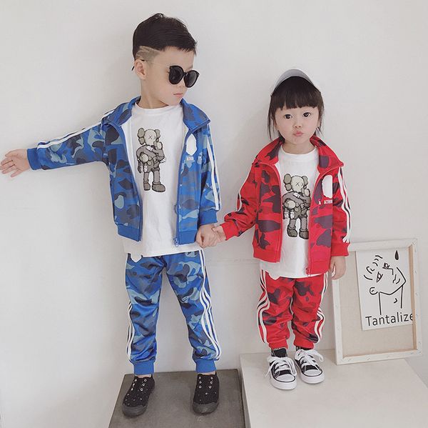 retail 2019 new boys girls camouflage football baseball tracksuit 2pcs sport suits set(jacket+skirt pant)kids luxury baby tracksuits outfits, White
retail 2019 new boys girls camouflage football baseball tracksuit 2pcs sport suits set(jacket+skirt pant)kids luxury baby tracksuits outfits, White
