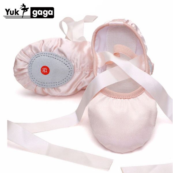 comemore girls and ladies ballerina professional ballet shoes dance shoes with ribbon women's sale
comemore girls and ladies ballerina professional ballet shoes dance shoes with ribbon women's sale