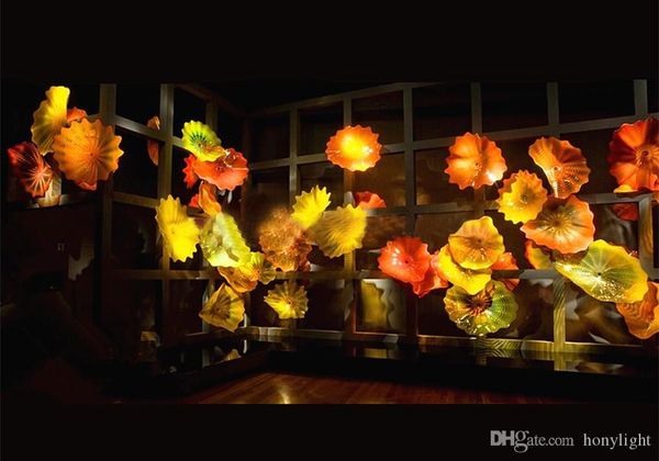 elegant wall lamps modern mouth blown glass art plates for wall hanging murano flower plates wall art for home l decoration
elegant wall lamps modern mouth blown glass art plates for wall hanging murano flower plates wall art for home l decoration
