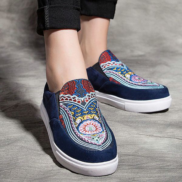 2020 new national style embroidered denim dark blue canvas shoes casual fashion trend single shoes slip-on pedal lazy loafers, Black
2020 new national style embroidered denim dark blue canvas shoes casual fashion trend single shoes slip-on pedal lazy loafers, Black