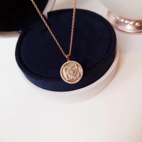 pendant necklaces the new glamour fashion druzy jewelry wild goddess for women sterling silver woman locket necklaces
pendant necklaces the new glamour fashion druzy jewelry wild goddess for women sterling silver woman locket necklaces