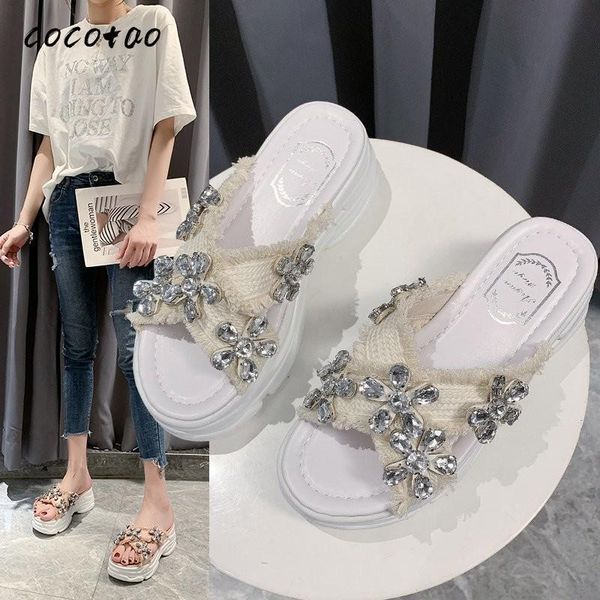rhinestone sandals and slippers women 2020 summer new sponge cake thick bottom korean version of the word drag to wear beach, Black
rhinestone sandals and slippers women 2020 summer new sponge cake thick bottom korean version of the word drag to wear beach, Black