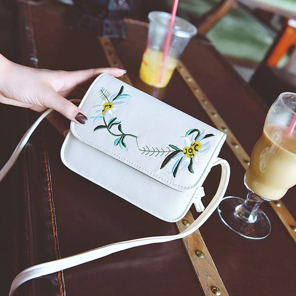 new women embroidery handbags ladies small square package fashion woman single shoulder bag women messenger bags flap
new women embroidery handbags ladies small square package fashion woman single shoulder bag women messenger bags flap